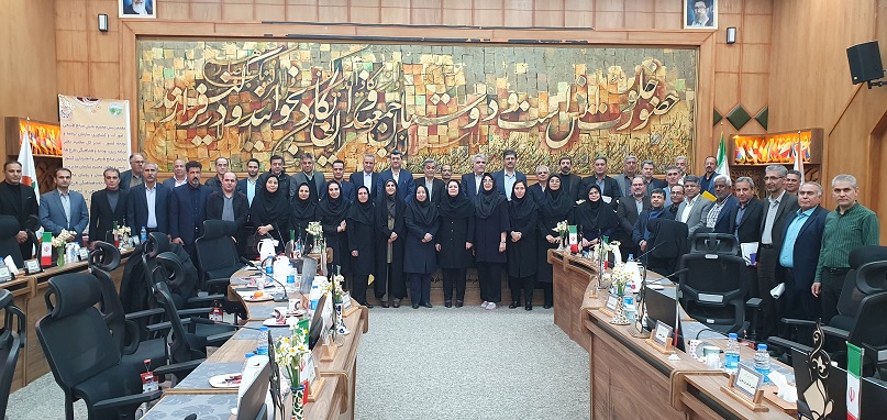 مدیر کل دفتر برنامه ریزی، بودجه و هماهنگی طرح ها در سازمان منابع طبیعی کشورخبر داد : سه برابر شدن اعتبارات پیشگیری از حریق برای زاگرس نشینان